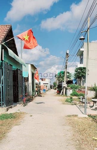 Hình ảnh Chính chủ cần bán 183m2(10x18) đường ô tô ven sông Phú Đông