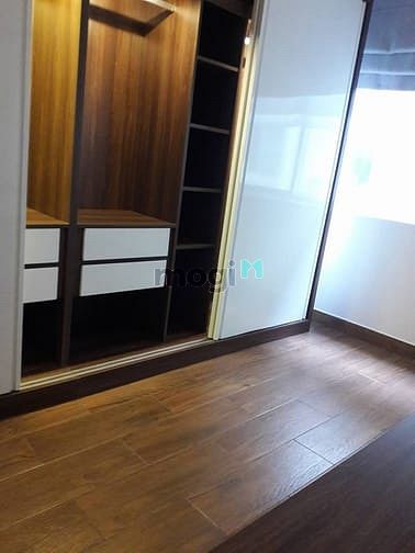 Hình ảnh Cần cho thuê biệt thự Hưng Thái, PMH, Q7, sàn gỗ, nội thất cao cấp.