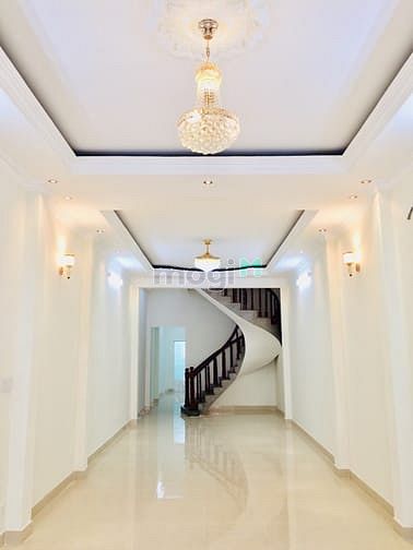 Hình ảnh Cho thuê 23/2C Bùi Thị Xuân p3 Tân Bình.