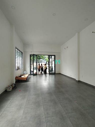 Hình ảnh Cho thuê 185C Cách Mạng Tháng 8 p5 quận 3.