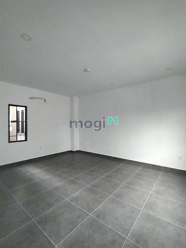 Hình ảnh Cho thuê 185C Cách Mạng Tháng 8 p5 quận 3.