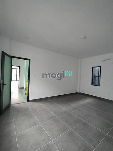 Hình ảnh Cho thuê 185C Cách Mạng Tháng 8 p5 quận 3.