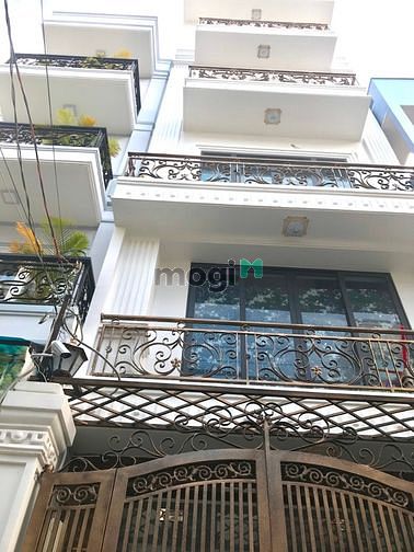 Hình ảnh Cho Thuê Mặt Bằng HXH Phường 04, Tân Bình 4x8m, 10tr/th