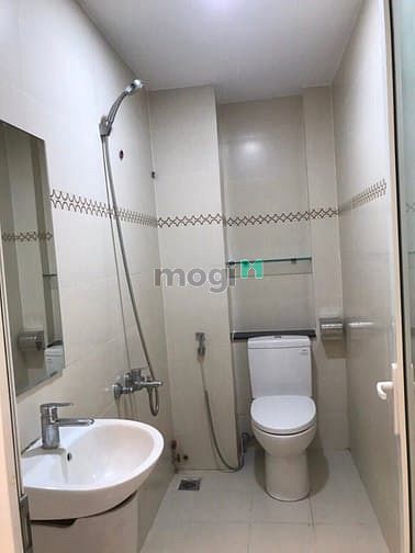 Hình ảnh Cho thuê nhà 20D Thăng Long gần CV Hoàng Văn Thụ, Quận Tân Bình
