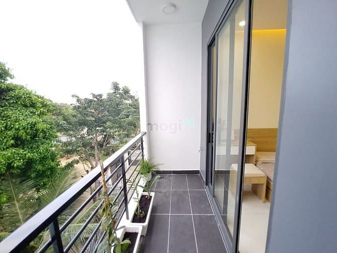 Hình ảnh Căn Hộ Dịch Vụ THiết Kế Xịn Sò Khu Vực Q2 Có hẳn ban công