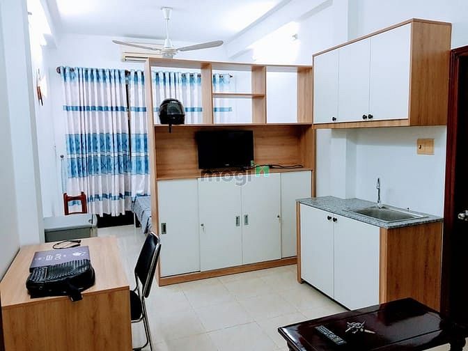 Hình ảnh Chung cư Quận 3 Full Nội Thất Lê Văn Sỹ Siêu Đẹp có BAN CÔNG