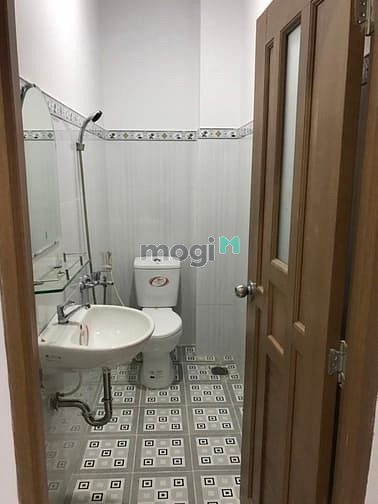 Hình ảnh Cho thuê nhà hẻm lớn 80/8 lê văn sỹ, Phường 12, Quận 3.