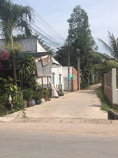 Hình ảnh Ngộp cần bán gấp đất MT song Nhơn Trạch, có thổ 2,3ty/1500m,sổ riêng