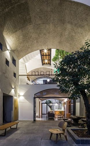 Hình ảnh Bán nhà Mặt Tiền  Quận 3. DT: 8,2x20m. XD: 7 Lầu. Gía: 52 tỷ