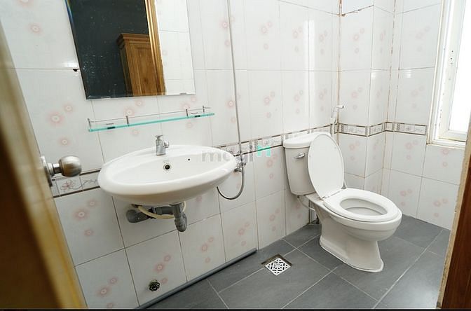 Hình ảnh Phòng siêu đẹp, cửa sổ lớn đường Lý Phục Man, Gần Chợ Tân Mỹ