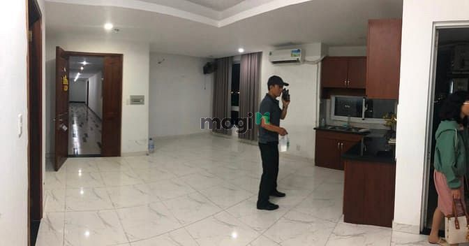 Hình ảnh CĂN HỘ CENTRAL PLAZA gần chợ Phạm Văn Hai 2PN Nội thất cơ bản GIÁ 12TR