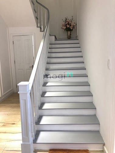 Hình ảnh Cho thuê nhanh biệt thự Villa Phú Mỹ Hưng khu cảnh đồi mới 100%
