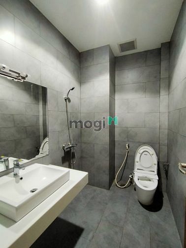 Hình ảnh Cho thuê nhà Mặt Tiền 139B Phan Văn Trị p14 Bình Thạnh