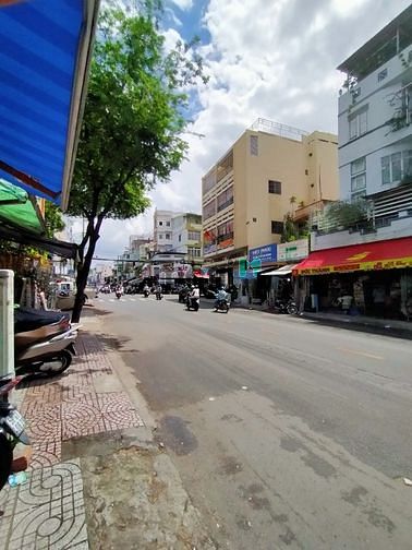 Hình ảnh Cho thuê nhà Mặt Tiền 139B Phan Văn Trị p14 Bình Thạnh