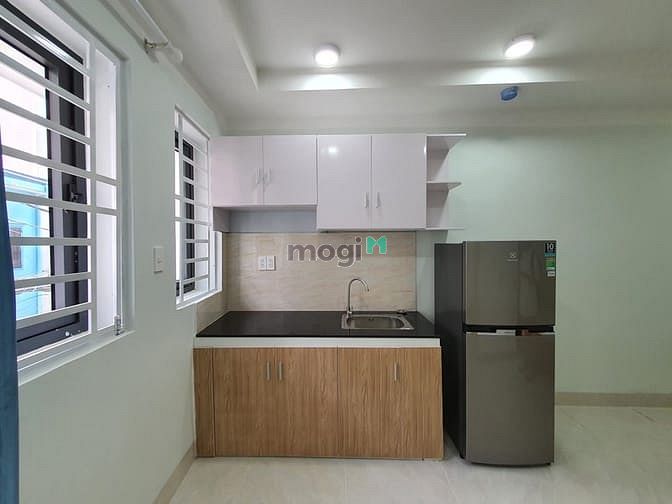 Hình ảnh CHDV mới xây full nội thất, ban công thoáng mát.TB