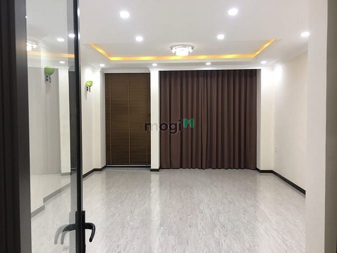 Hình ảnh Cho thuê nhà mặt tiền 26C Nguyễn Thái Bình,P4, Tân Bình