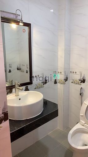 Hình ảnh Hẻm xe hơi Lam Sơn P.2 Q.Tân Bình