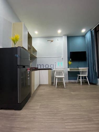 Hình ảnh Cho Thuê Căn Hộ 2PN Khu Sân Bay, Full Nội Thất,Thang Máy, Free Dịch Vụ