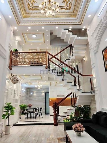 Hình ảnh Nhà mặt tiền 128L Phạm Văn Hai, phường 3, Tân Bình.