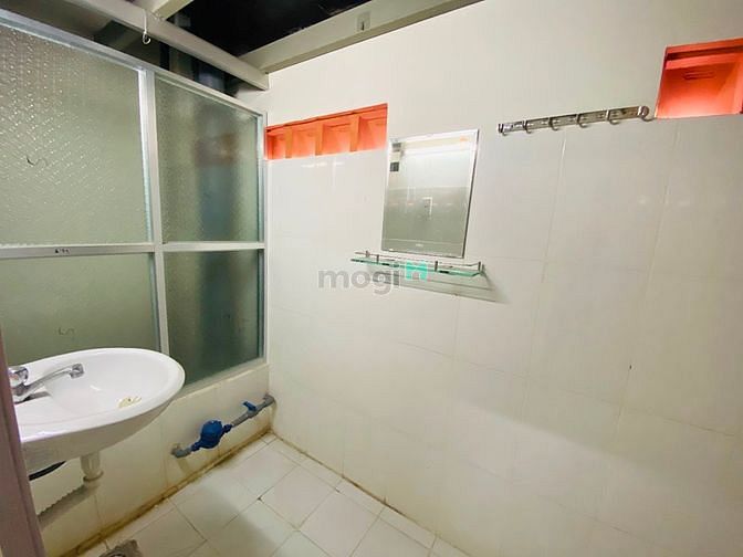 Hình ảnh Phòng trọ CAO CẤP, gác cao, hầm giữ xe và thang máy Q7