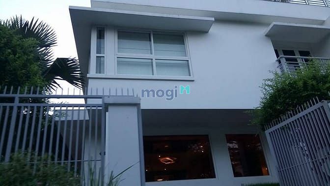 Hình ảnh Cần cho thuê Biệt thự Hưng Thái –PMH, Q7 nhà đẹp, full nội thất.
