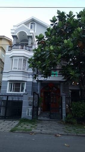 Hình ảnh Cần cho thuê Biệt thự Hưng Thái –PMH, Q7 nhà đẹp, full nội thất.