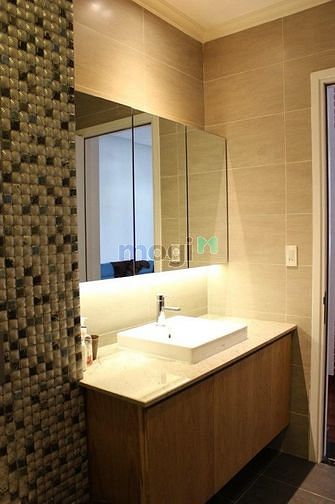 Hình ảnh Cho thuê biệt thự cổ điển p. Thảo Điền - Khuôn viên 820m2