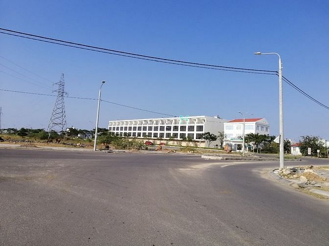 Hình ảnh Bán đất đường Võ Chí Công MT 5,5m, hướng ra biển, đã có sổ