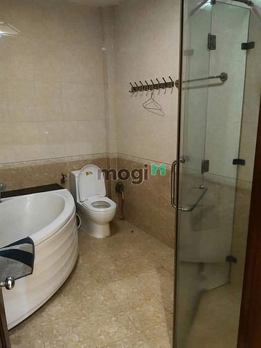 Hình ảnh Bán khách sạn đường Võ Văn Tần, DT~5x17, hầm, 6 lầu, thang máy,