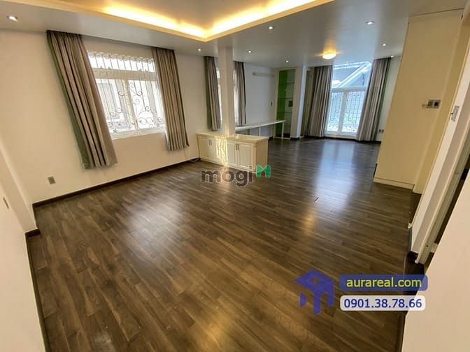 Hình ảnh Villa đường Bùi Tá Hán có hầm, thang máy, 6 PN cho thuê giá rẻ