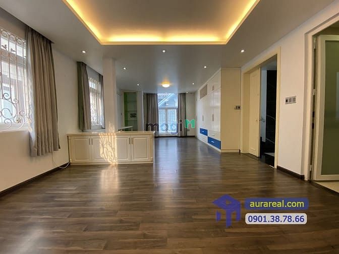 Hình ảnh Villa đường Bùi Tá Hán có hầm, thang máy, 6 PN cho thuê giá rẻ
