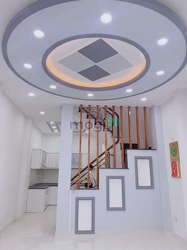 Hình ảnh Cho thuê nhà mặt tiền nội bộ 686 CMT8, Tân Bình