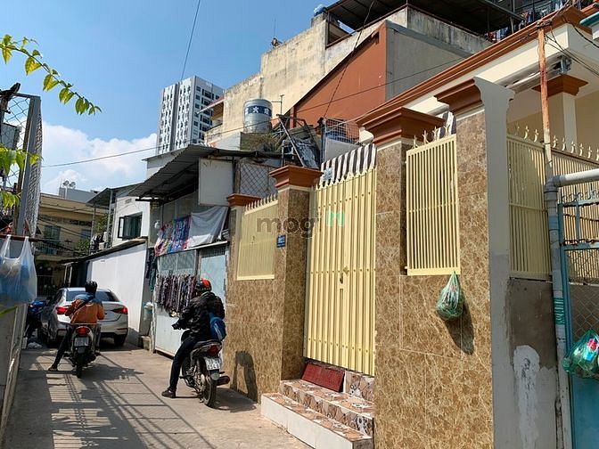 Hình ảnh Bán lô đất hẽm xe hơi 1092 Huỳnh Tấn Phát Quận 7