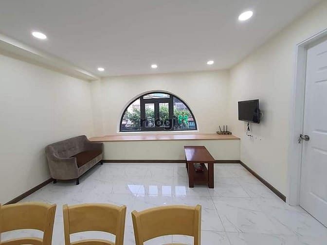 Hình ảnh CHDV full nội thất 1PN riêng, 2PN riêng, ban công riêng, mới xây.TP