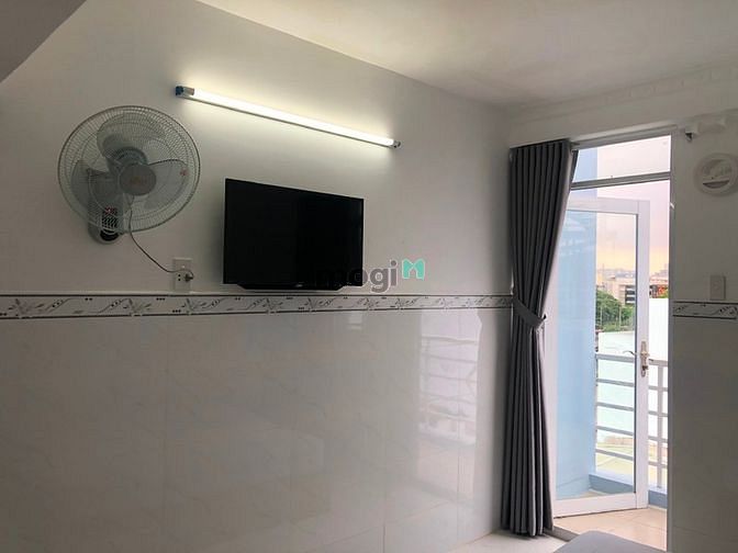 Hình ảnh CHDV full nội thất 1PN riêng, 2PN riêng, ban công riêng, mới xây. BT