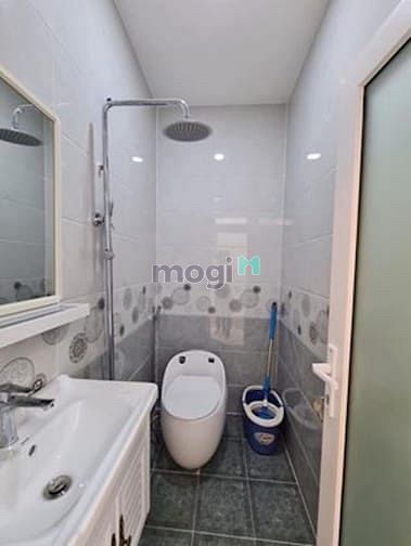 Hình ảnh Phòng mới xây 25m2, thang máy, hẻm ô tô, bảo vệ 24/24 Trần Quốc Thảo