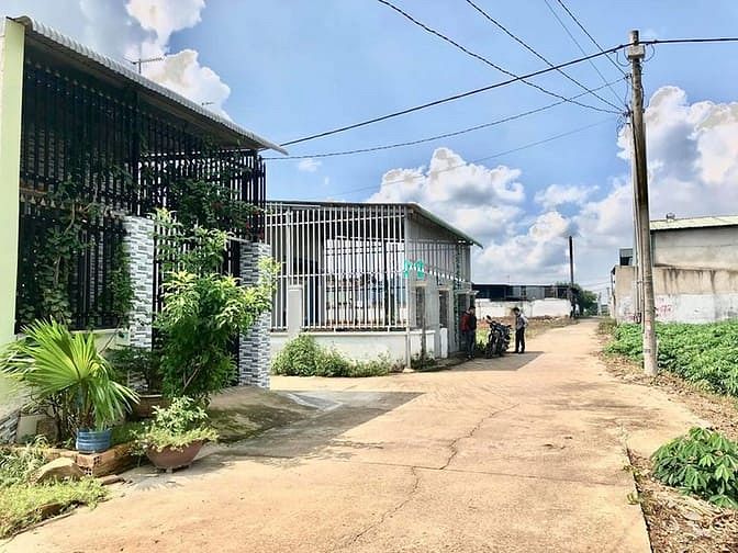 Hình ảnh Bán lô đất thổ cư ngay trạm thu phí xã Tây Hòa Trảng Bom