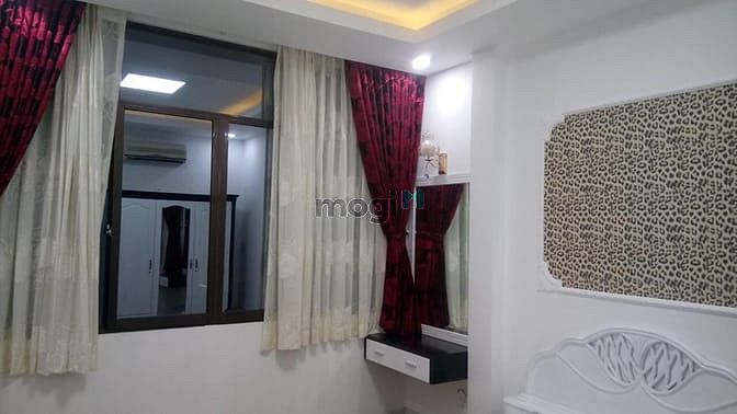 Hình ảnh Gấp Nhà hẻm xe THÔNG PHAN XICH LONG 270/2E Phan Đình Phùng