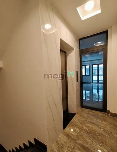 Hình ảnh Cho thuê mặt tiền Cách Mạng Tháng 8 , phường 12, Quận 10 .