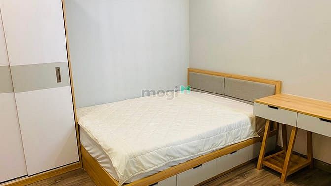 Hình ảnh Cho thuê chung cư The Gold View Q4, 2PN, full NT, view hồ bơi, giá tốt