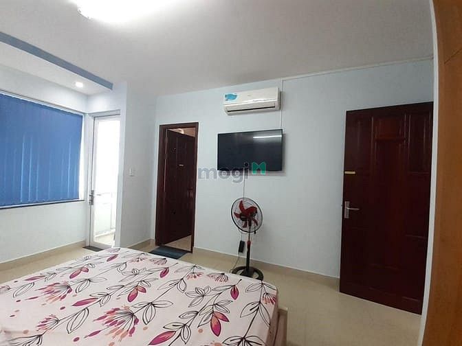 Hình ảnh Cho thuê Nhà Hầm 2 Lầu - Mặt tiền đường lớn - Có thang máy