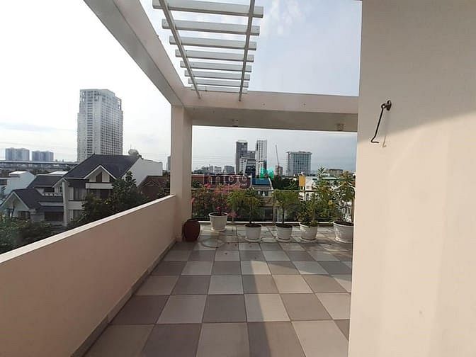 Hình ảnh Cho thuê Nhà Hầm 2 Lầu - Mặt tiền đường lớn - Có thang máy