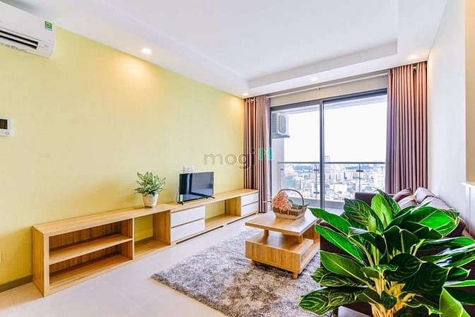 Hình ảnh CH cho thuê 90m2 2PN 2WC tại CC Gold View Q4 view hồ bơi 21tr/th