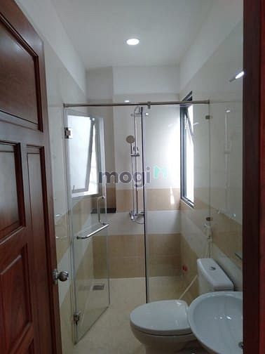 Hình ảnh Cho thuê nhà MT 286 Hoàng Văn Thụ, P4, Tân Bình