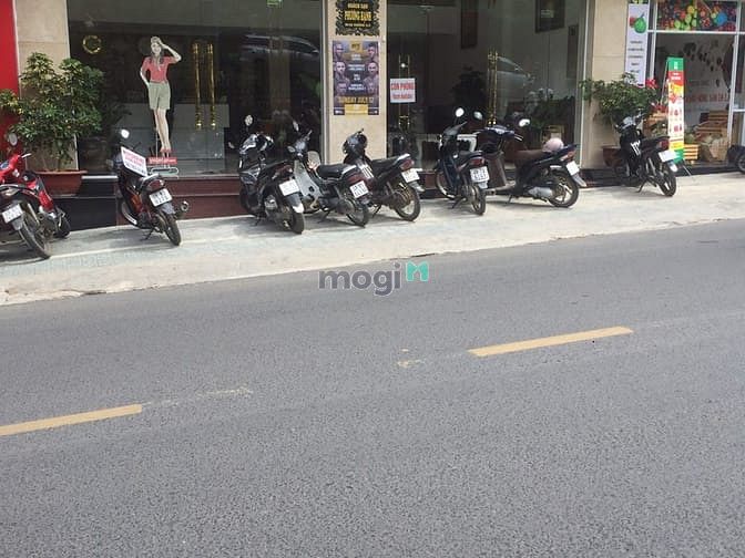 Hình ảnh Nhà nguyên căn mặt tiền 53 Phạm Văn Hai Q. Tân Bình