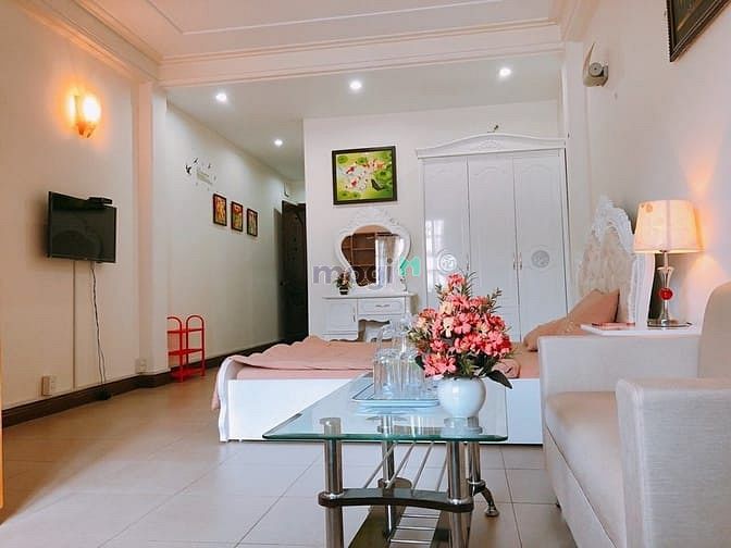 Hình ảnh Ch cực thoáng 40m2 ở NGuyễn Phi Khanh, Q1 giá sốc