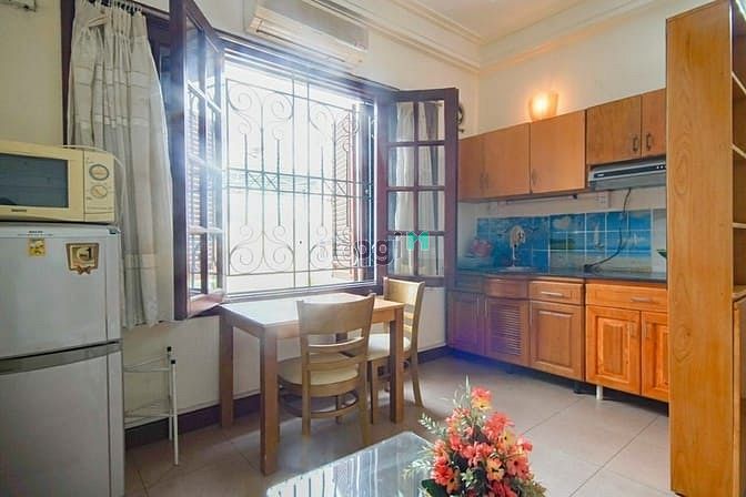 Hình ảnh Ch cực thoáng 40m2 ở NGuyễn Phi Khanh, Q1 giá sốc