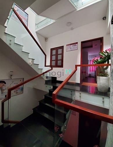 Hình ảnh Cho thuê nhà Mặt Tiền 86C Bàn Cờ p5 quận 3
