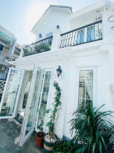 Hình ảnh Bán Nhà Mặt tiền đường Tự lập P.4 Q.Tân Bình