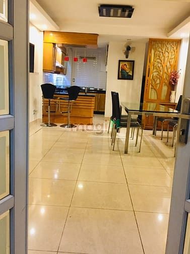 Hình ảnh Cho thuê nhà MT đường lớn Vườn chuối, Quận 3